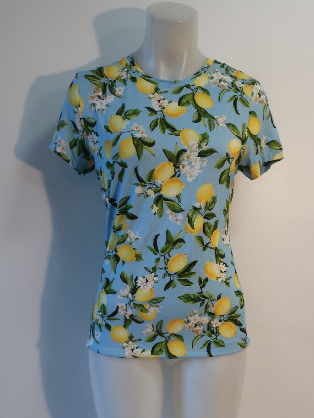 NWT Womens L'Agence Ressi Sky Blue Yellow Floral Lemon Print T-Shirt Top L